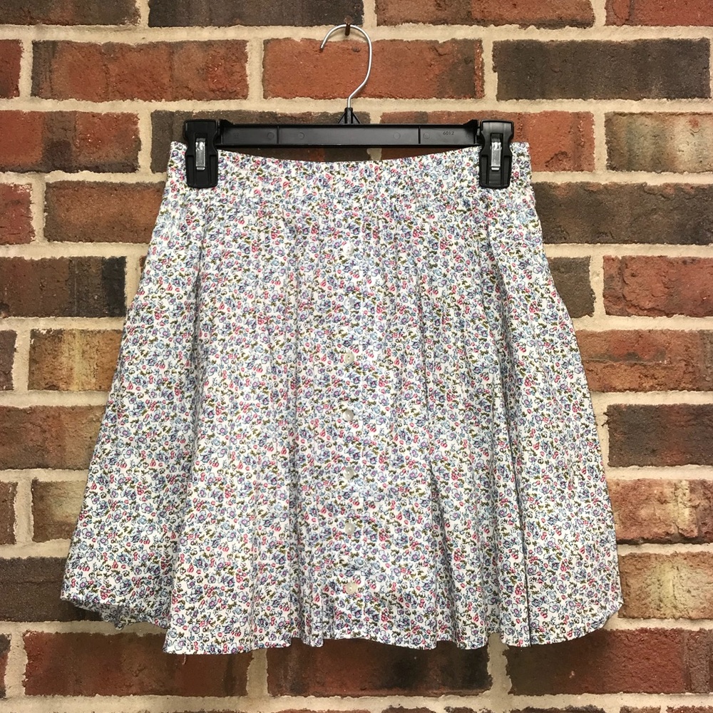 🛍3/$15🛍 Forever 21 Skirt Size Small